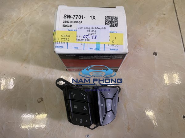 Cụm công tắc bên phải vô lăng Explorer 16-20 - GB5Z9C888GA / GB5T9E740GA3JA6 / EB3T9E740CB3JA6