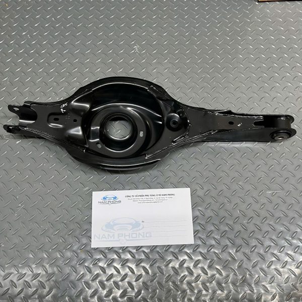 Càng đỡ lò xo giảm sóc sau Mazda CX5 - KD3528350