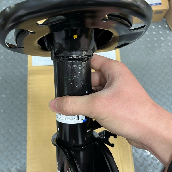 Giảm sóc trước LH Mazda CX3 2020 - 2022 - DL8V34900