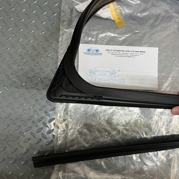 Gioăng lên kính trước LH Mazda CX5 2014 - 2017 - KD5359605M