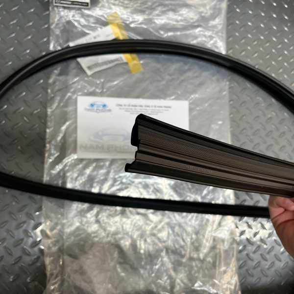 Gioăng lên kính trước LH Mazda CX5 2014 - 2017 - KD5359605M