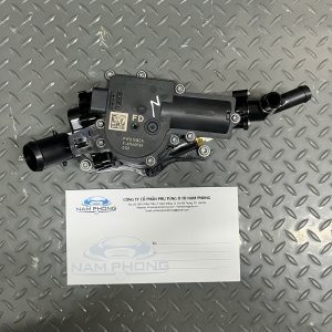 Van hằng nhiệt điện ( van điều khiển bơm nước ) Mazda CX5 - CX8 2018 - 2022 - PYFD1516Z